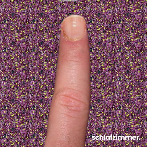 Weiße Flecken auf dem Fingernagel