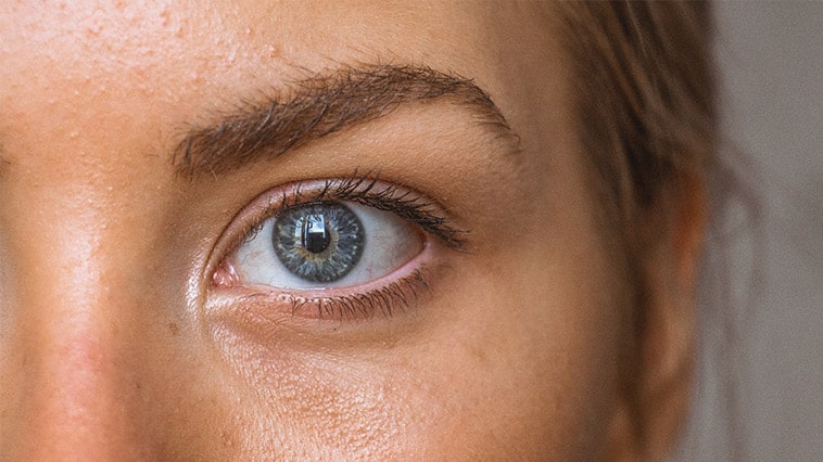 Sebum schützt deine Haare und deine Haut vor Trockenheit