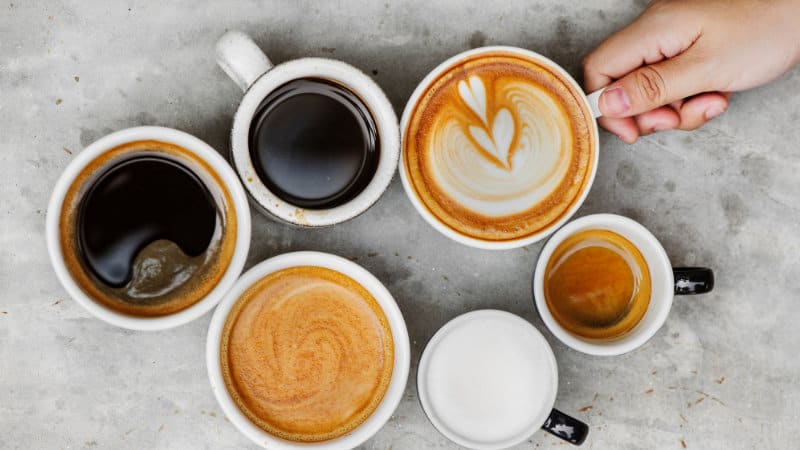 Kaffee kann deinen Schlaf beeinflussen und dadurch kann dein Körper in Stress geraten