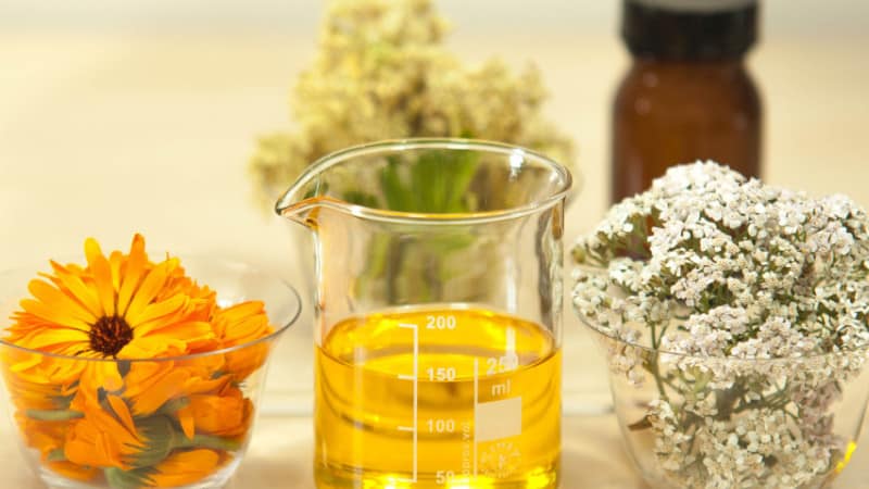 Jojobaöl gegen Mitesser