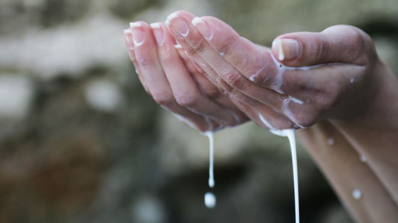 Peeling verwenden gegen Mitesser