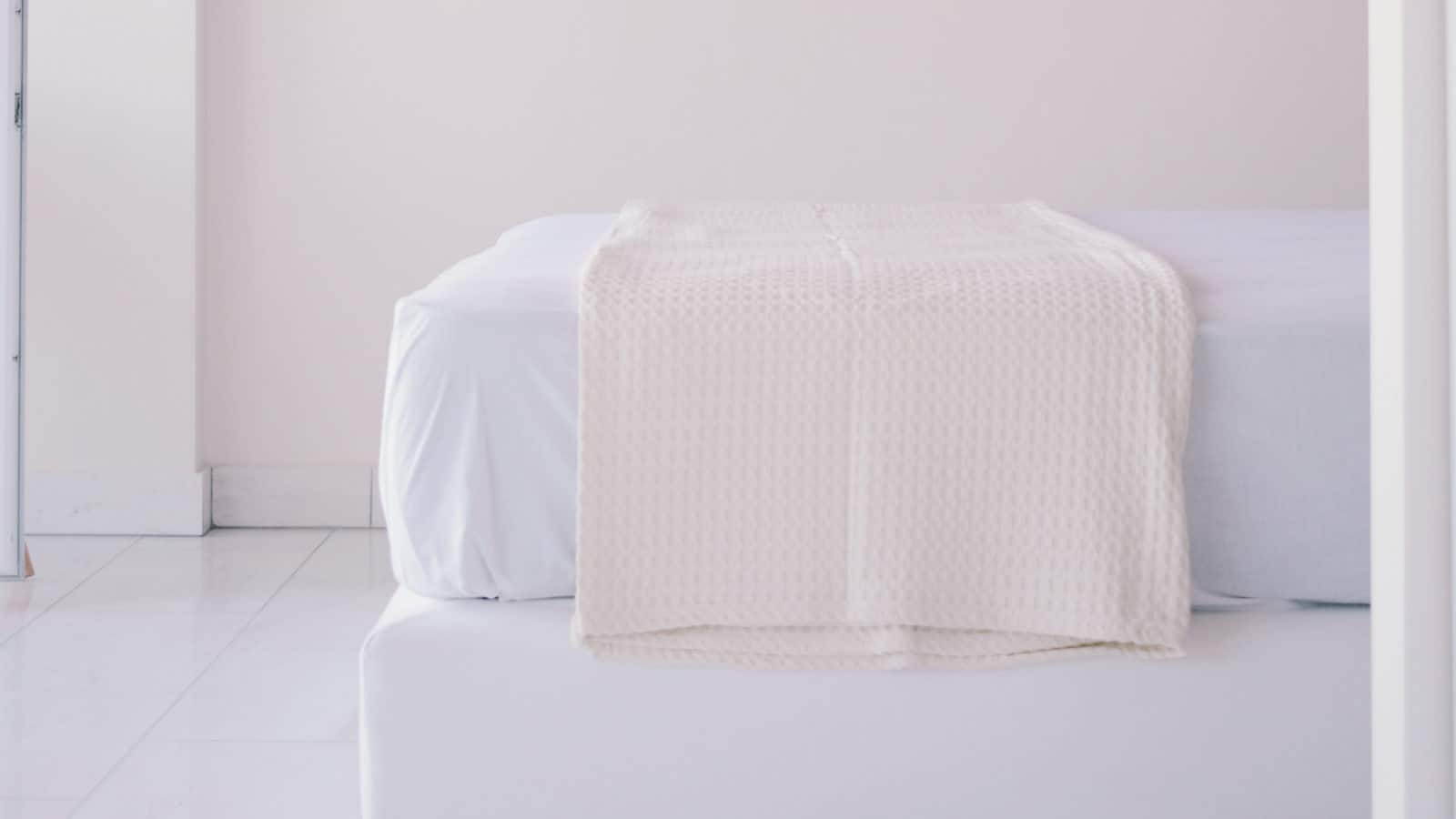 Die Visco Matratze hat einen kleinen Nachteil, nämlich das Bauchschläfer nicht wirklich zum Genuss dieser schönen Oberfläche bekommen können