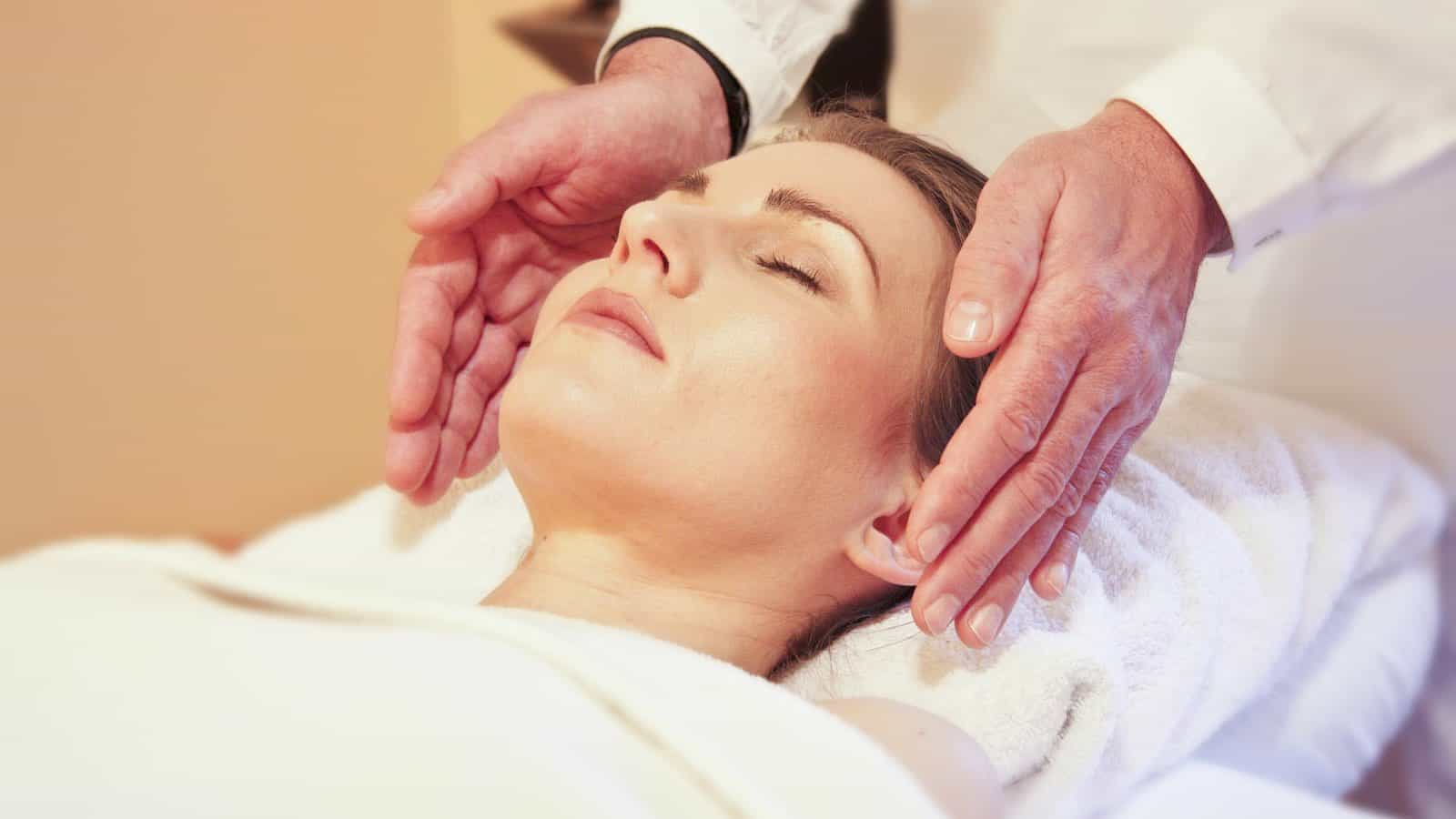 Verschiedene Massagetechniken