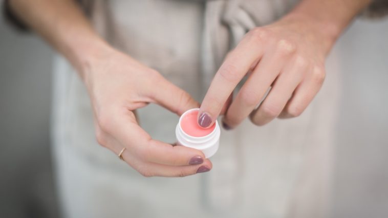 Salbe gegen blaue Flecken- Welche Salbe hilft wirklich?