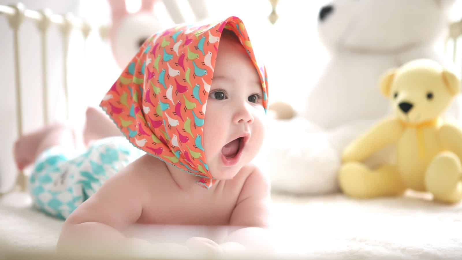 Was bringt ein Nestchen im Babybett?
