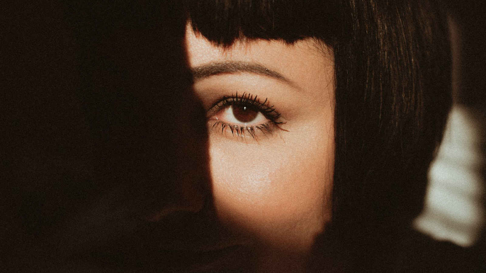 Zinkpräparate können beim Nachwachsen der Haare helfen.