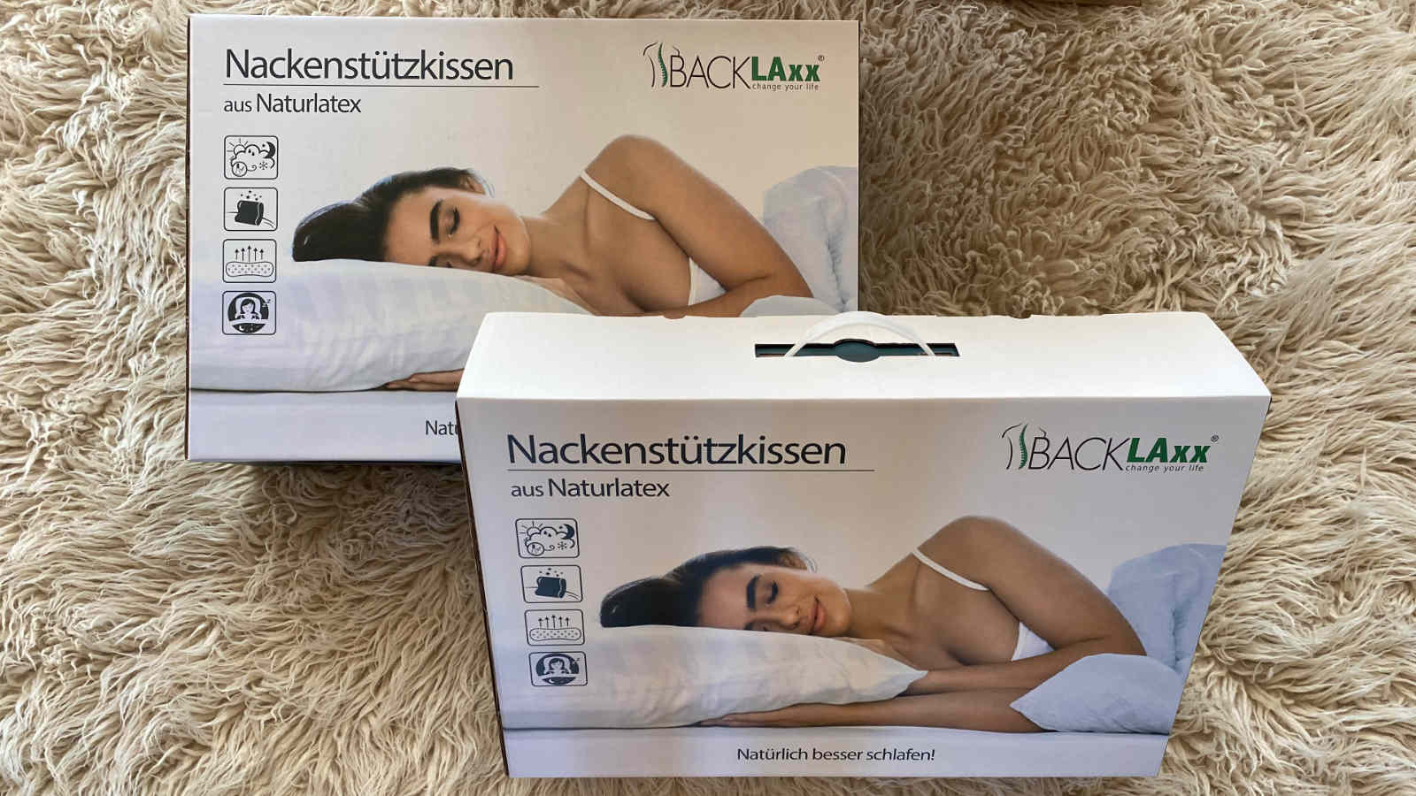 Das BACKLAxx Schlafkissen ist für ein optimalen Schlafkomfort entwickelt. [Verpackung von BACKLAxx – 70x40x14 cm & 60x40x10 cm]